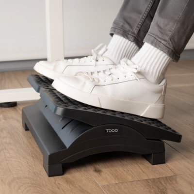 TOOQ REPOSAPIES AJUSTABLE EN ALTURA E INCLINACIoN NEGRO